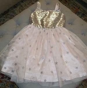 💕 girls dress! So cute!